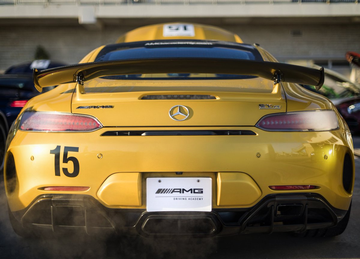 AMGExperienceUS's tweet photo. Warm up your morning with a dose of #solarbeamyellow!
Day 2 of PRO/PRO+ begins today here at @COTA! https://t.co/UhEk0ltCaY