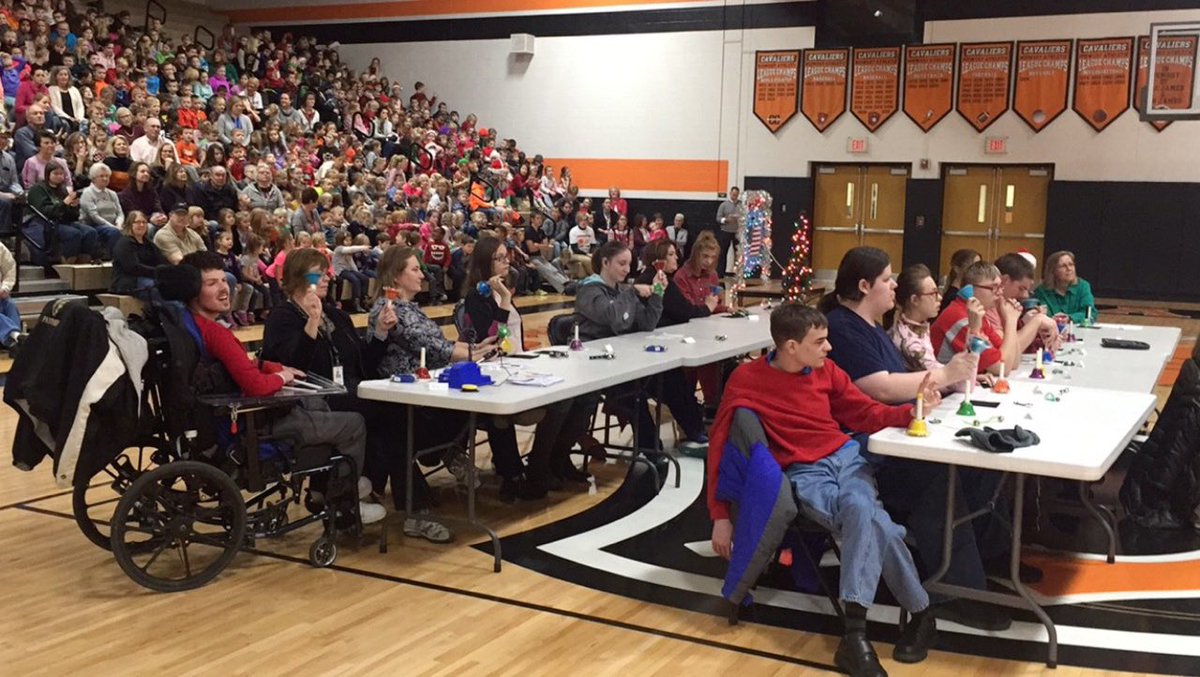 MercerCountyESC's tweet photo. Another awesome performance by our Peace Chords Bell Choir today! Thanks to the students and staff @ColdwaterCavs elementary for singing along and being such a great audience! #holidayspirit #MyOhioClassroom https://t.co/r1GwulNQJt