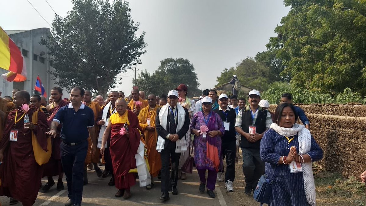 MinOfCultureGoI's tweet photo. Overwhelming support received to 5th #DhammaWalk organised today by @nnmnalanda between Jethian-Rajgir along the sacred trail on the footsteps of the #Buddha to prevailPeace and harmony in world. https://t.co/3DAV2yJfDW