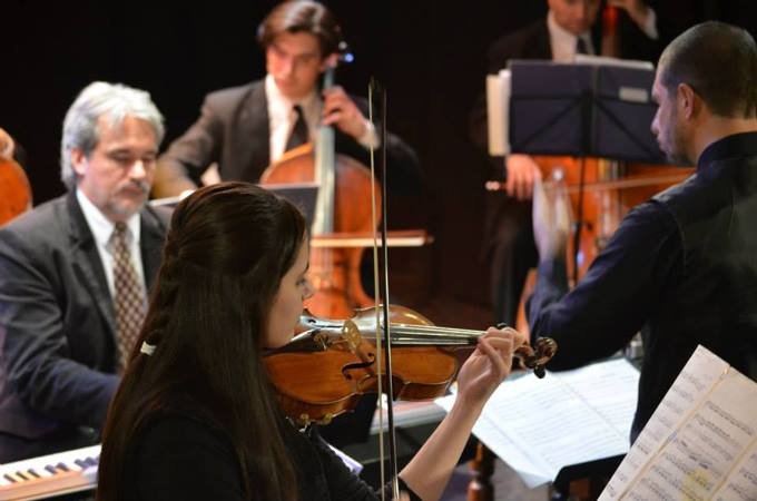 ElencosCba's tweet photo. 🎻🎸  Hoy jueves a las 20 h no te pierdas la Orquesta de Cuerdas Municipal en Radio Nacional. ¡Tu entrada es gratuita! 💥💥 https://t.co/rBeQauMQj1