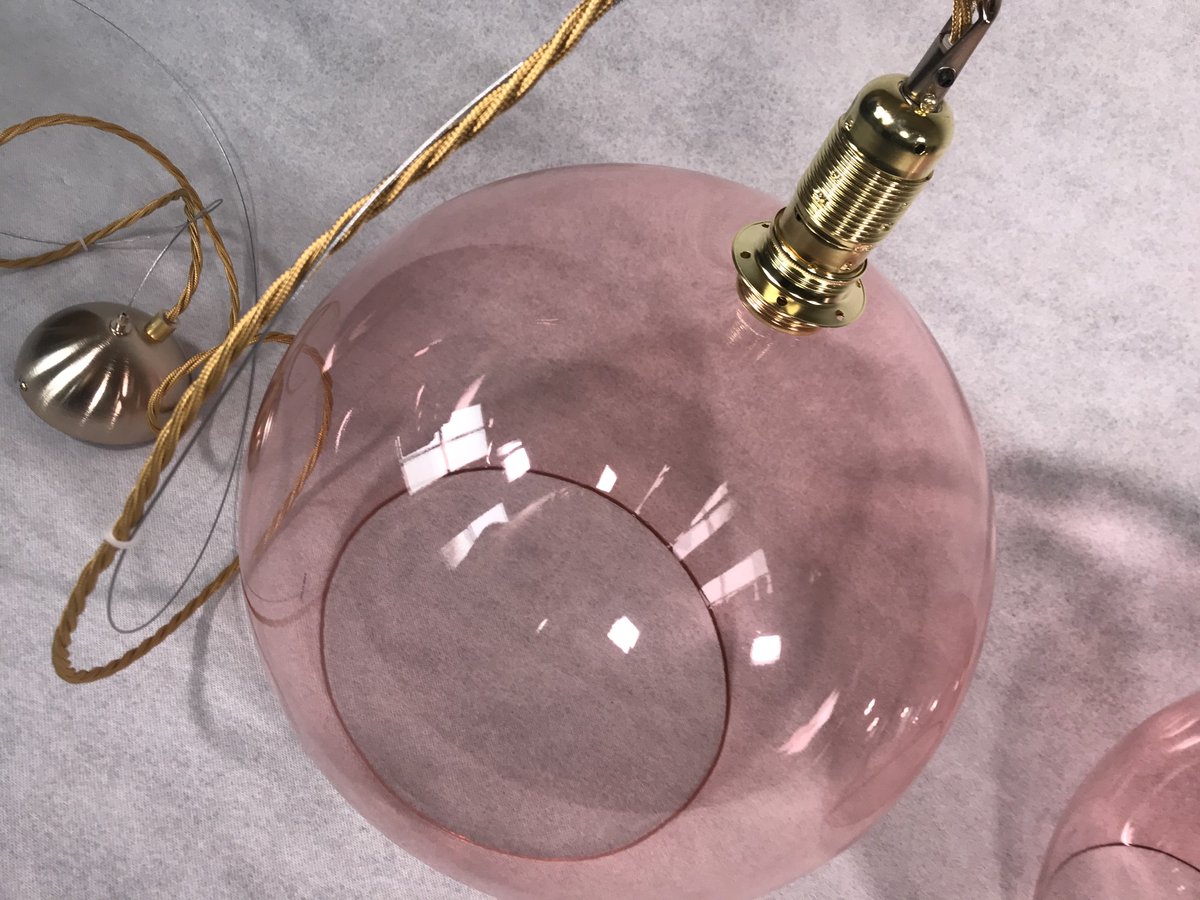 Pendalier's tweet photo. https://t.co/na7qN3Tk0F
https://t.co/e5UpVkJJNz
SNEEK PEAK OF SOME OF OUR MOST RECENT ORDERS!! Stunning Ebb & Flow and Zenza pieces. A Bright Coral Rowan X Large pendant and a Elegance Swirl Zenza Small.
#Lighting #pendants #orders #pendalier #zenza https://t.co/69aJaCkmgb