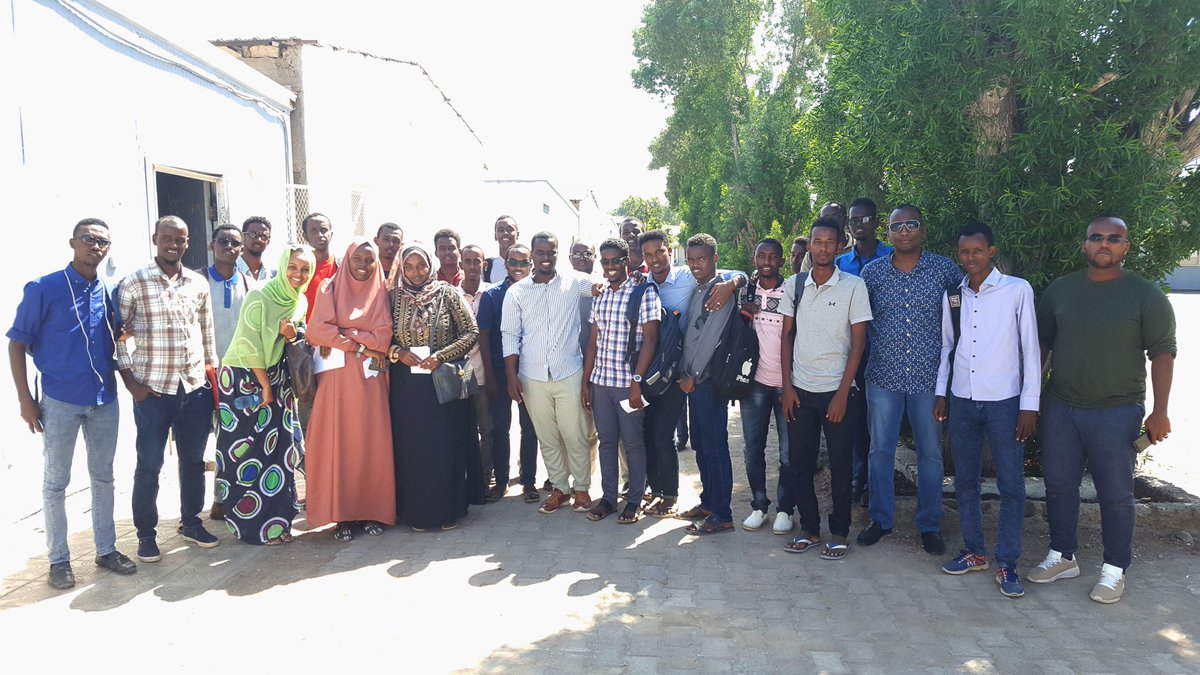 techcampDjib's tweet photo. Présentation de TechCamp Djibouti 🇩🇯 auprès des étudiants de l' Université de Djibouti, 😉Rester Connecté, pour plus d'info... #Djibouti #innovation #technologie #Tech253 https://t.co/b8XTTHjVbC