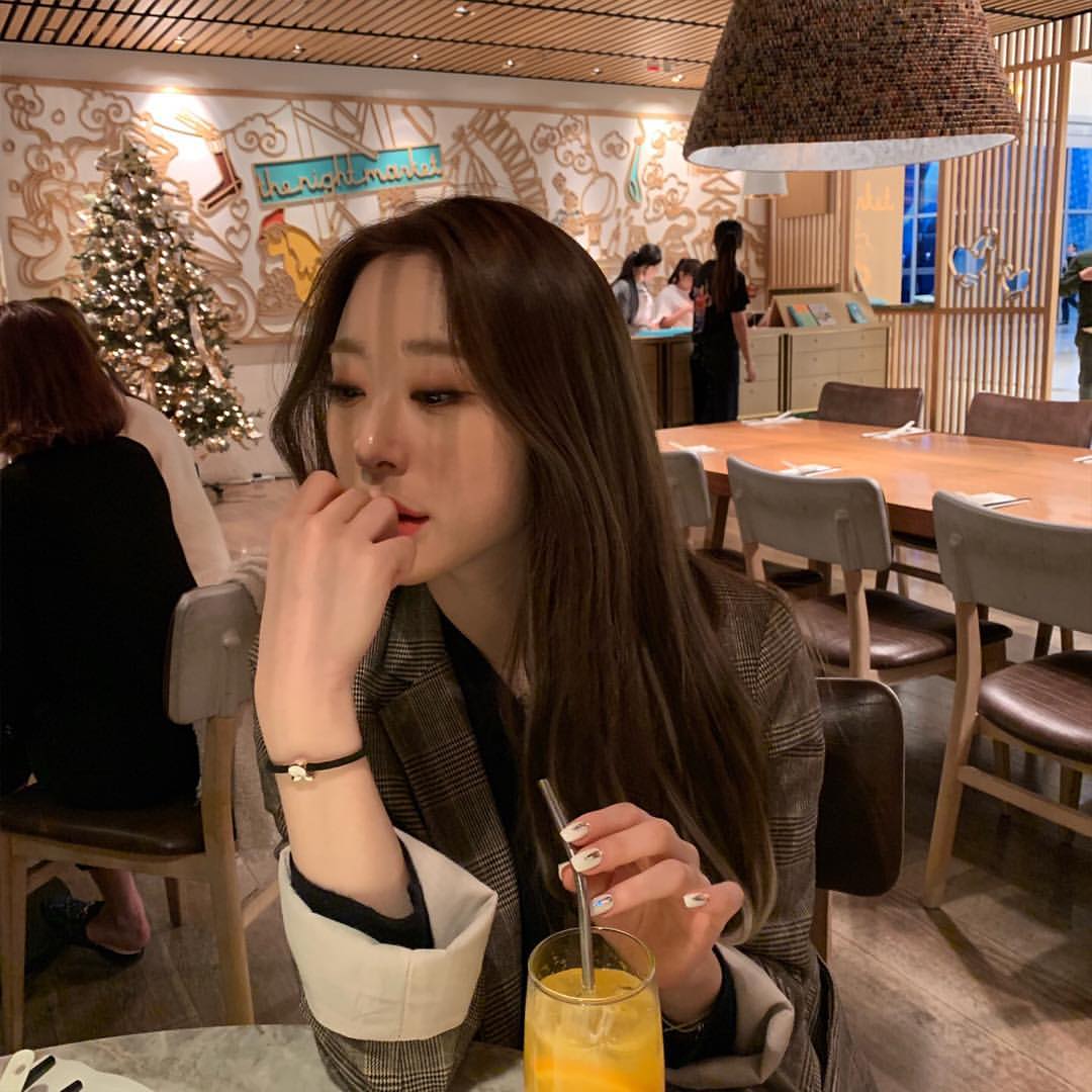Yeonjung_Brasil's tweet photo. [#FOTO] 13.12.18 - Atualização da #Yeonjung na sua conta oficial do Instagram.

"#MAMA #SaveMeSaveYou #All_Set" https://t.co/m0roeHrp6E