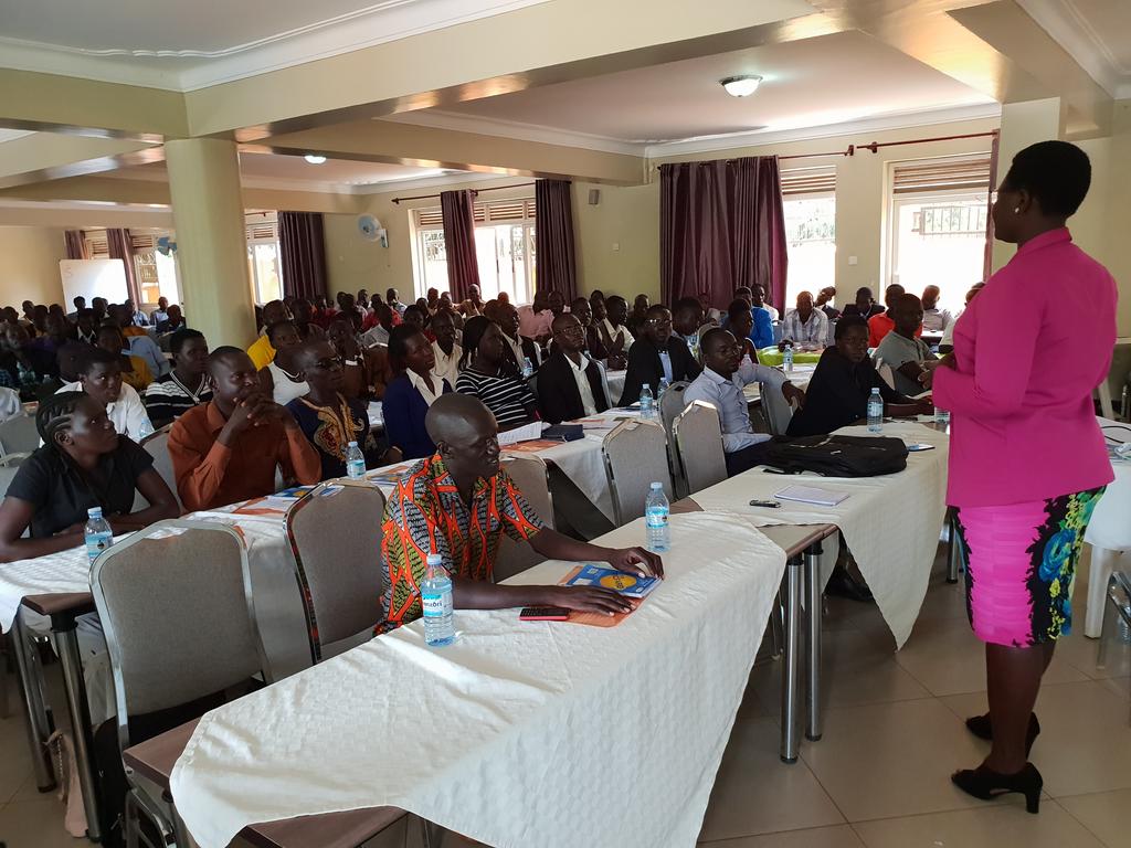 LillianAber's tweet photo. Talking to the youth of Lango sub region about how they can benefit from government programs to transfrom their lives and creat wealth. https://t.co/WjssxxEGkr