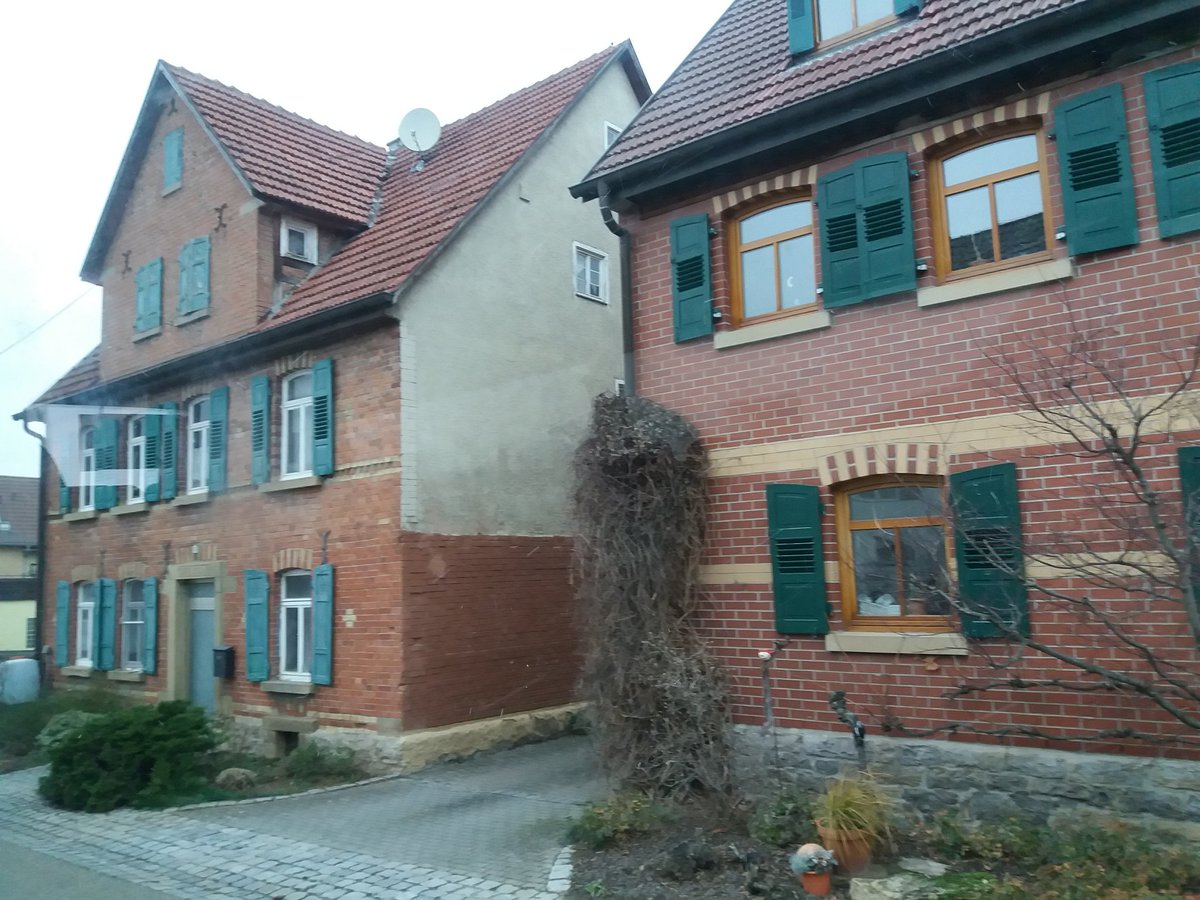 newborl's tweet photo. Was für eine goldige Minigemeinde😊 #Hardthof https://t.co/5IkhYpkGYL