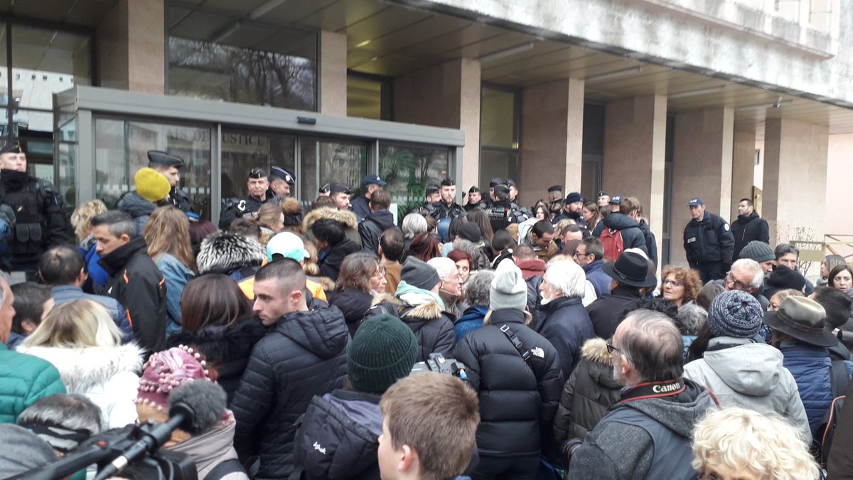 lacimade's tweet photo. #Procès7Briançon
Tout le monde est déclaré coupable de #DélitDeSolidarité ! https://t.co/HKxxm0gHhv