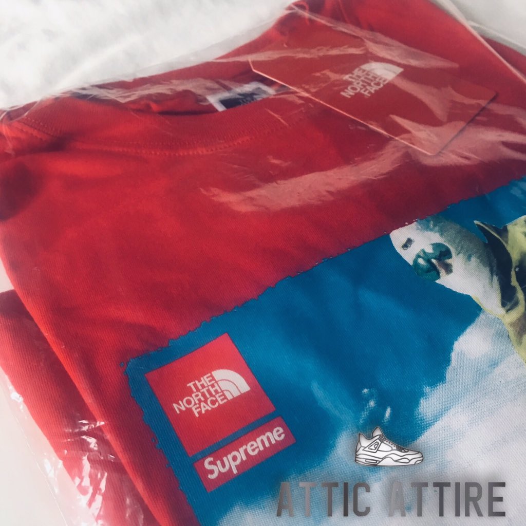 AttireAttic's tweet photo. Supreme x The North Face (£70)🔥
This collab can’t go a miss, check it out at @AttireAttic 
#Supreme #streatwear #Fashion #atticapproved https://t.co/ORggeYHrG0