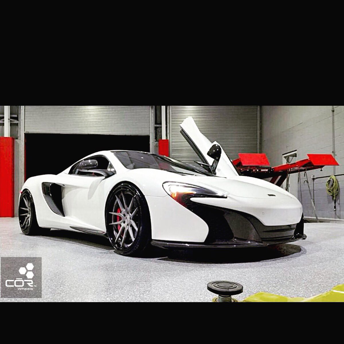 corforged's tweet photo. #throwbackthursday to when we custom made wheels for this McLaren!
What exotic car do you like?
-
-
-
-
#wemakewheels #corforged #corwheels #customwheels #madeinusa #madeinamerica #wheels #madeindade #mclaren #exotic_cars #wheels #happyholidays https://t.co/dfDNnioeWx