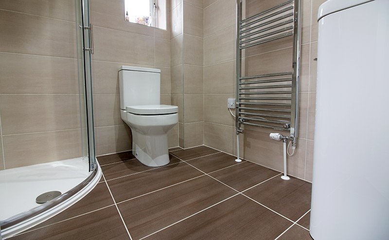 UKTilesDirect's tweet image. Had your eye on some porcelain tiles complete with underfloor heating for a cosy bathroom remodel? We now offer interest free credit on our tiles and tiling products: ow.ly/8z7n30mUcR1