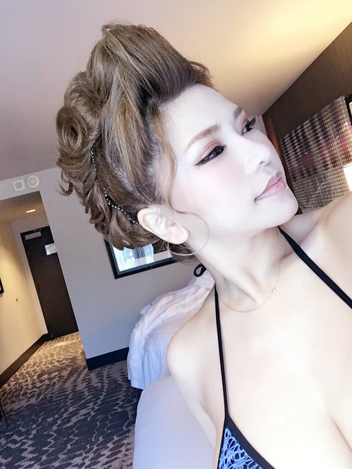1 pic. 種のまま越冬
来年はどんな風に咲こうかな

満足感があって
自由に表現できる世界に行く

押しつけの固定概念から脱却して

自分についてきてくれる人とだけで突き進む

快進撃ね https://t