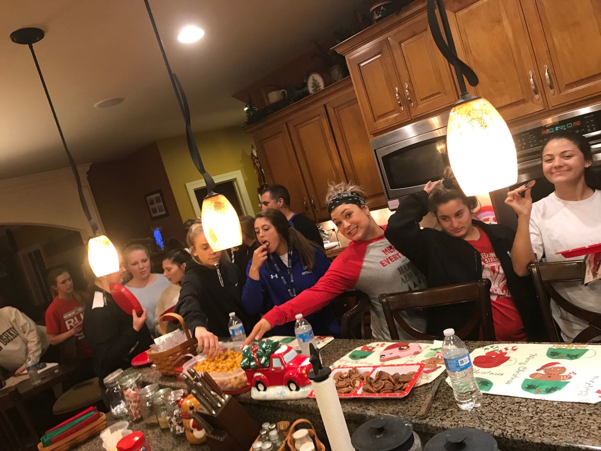 ⁦I had a great time hosting the @diamonds18umm⁩ ⁦for last nights Christmas Party🎄 !
#cookieexchange
#giftgames
#thievery
#merrychristmas
and thanks for all you do @krinnielee⁩ the food was delicious and our home is always inviting!
#themomma
#mywife
#thebest