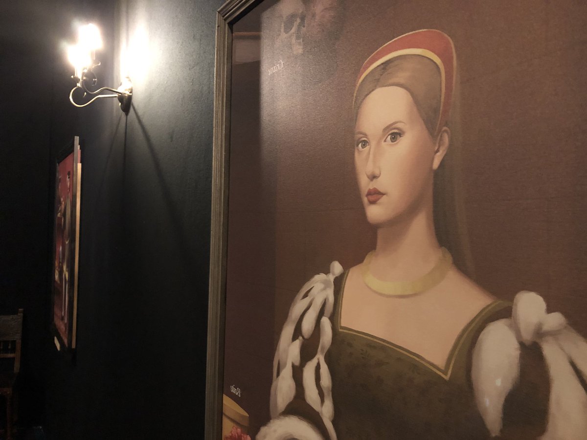 instantscience's tweet photo. Regard croisé dans la salle du Festin Funeste, notre nouvel escape game conçue pour #Regal2018 👀 https://t.co/hNoLQJoU4C