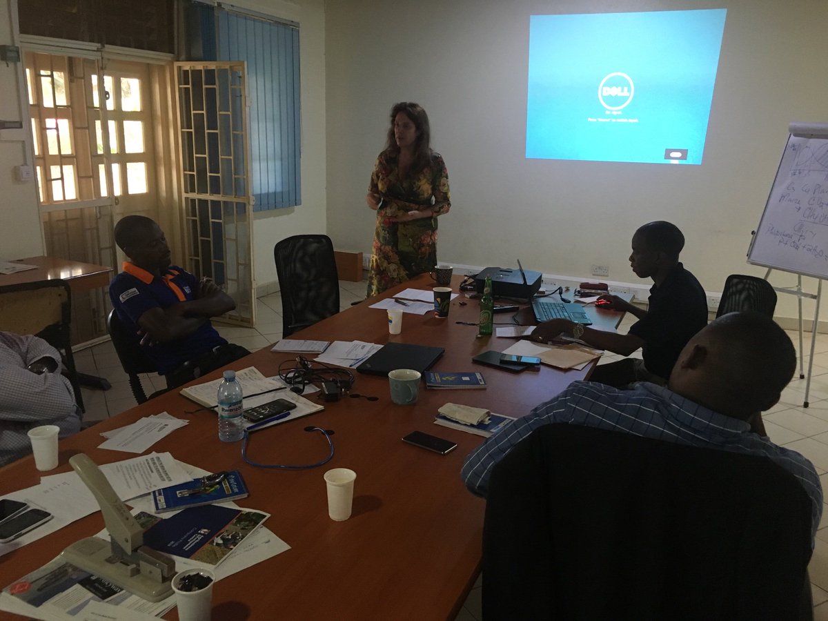 ObukoEmmanuel's tweet image. ADC closing remarks highlighting key actions in our attempt to improve on intervention delivery. 
#Buildingself-sustainableandBankableFBOsTogether! Thanks Rabobank Foundation and dfcu Bank @agribdc @AgriterraUG @katia_mugenzi