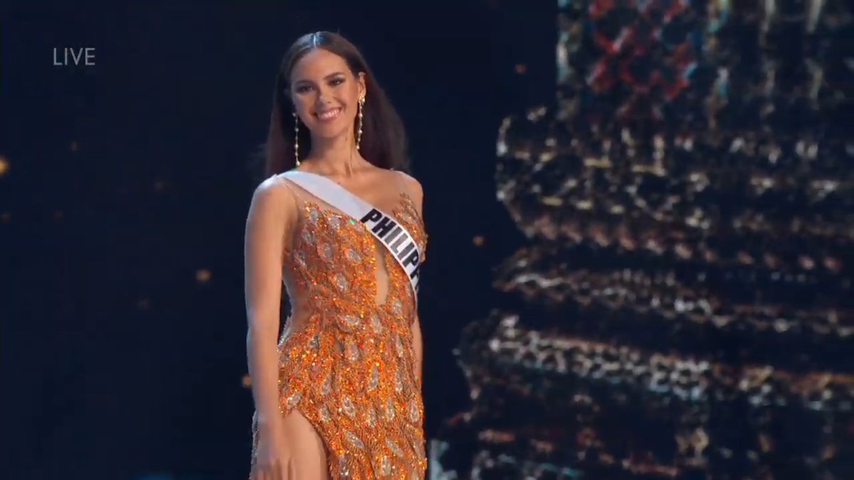 missnuev's tweet photo. Stunning kaayo oyyy! Catriona Gray, 24, Philippines for the wiiiiiinnn!!!!!!! https://t.co/WqwHXW7fDK