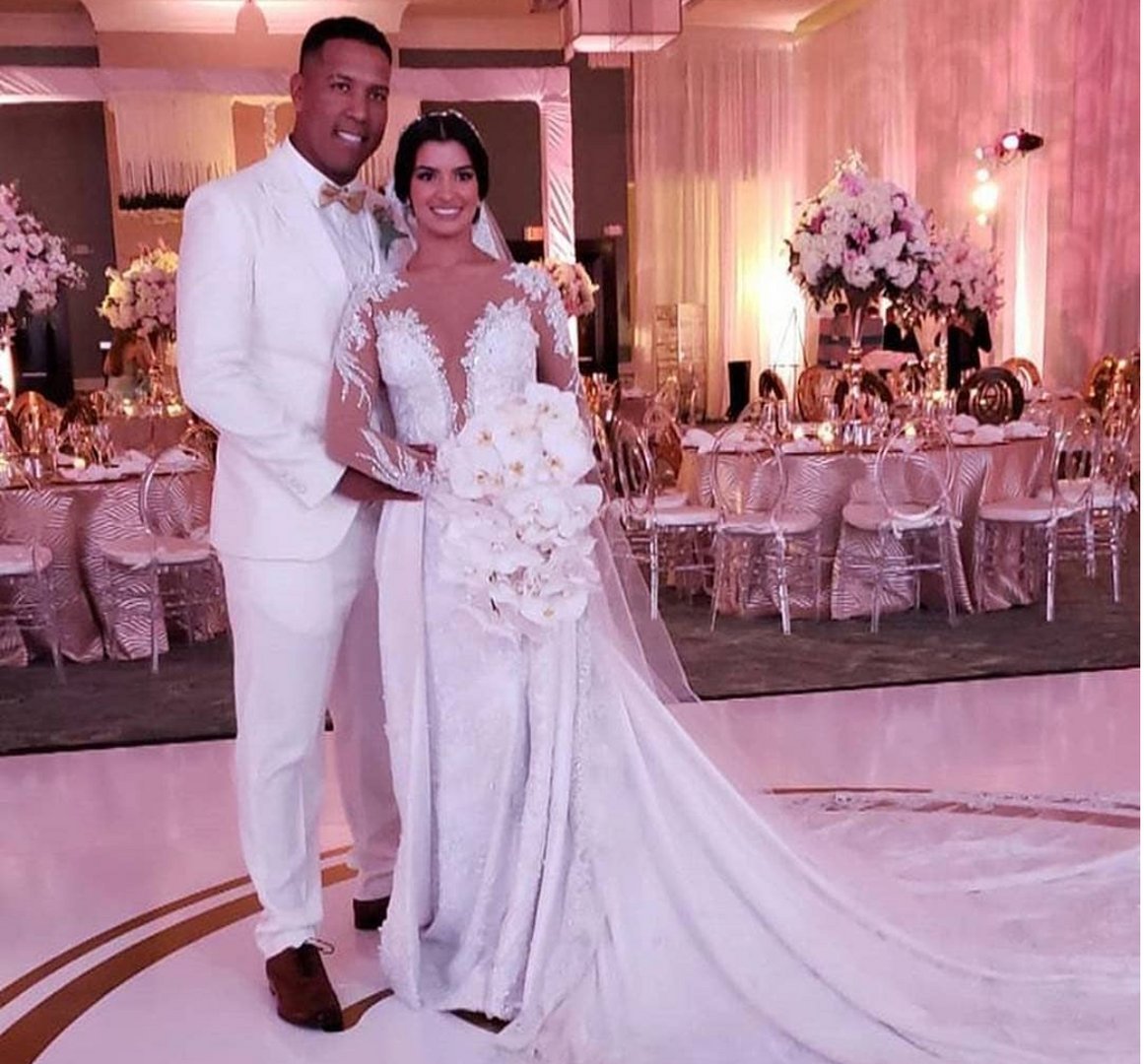 salvador perez wife