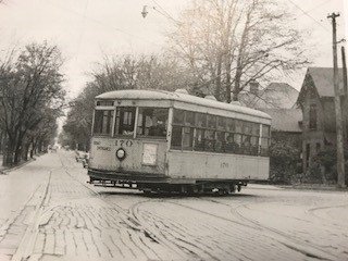 #TBT to November, 1940. In this photo (another gem featured in The London Free Press photo-history book, From the Vault), Streetcar 170 turns off Oxford St. onto Richmond. Drivers were bothered by the “slowness of cars” at this intersection, the book says. #ldnbrt #ldnont