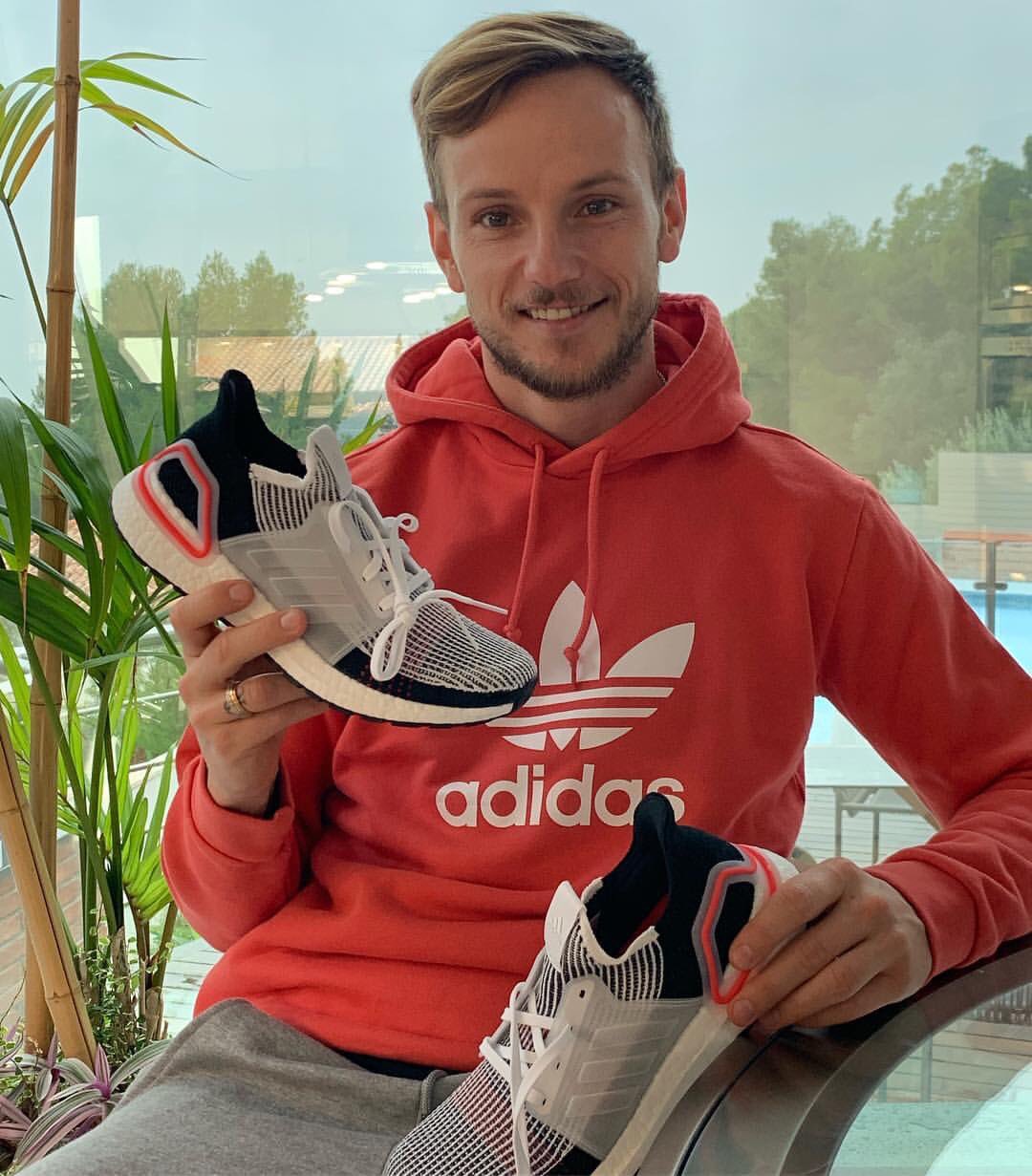 ivan rakitic adidas