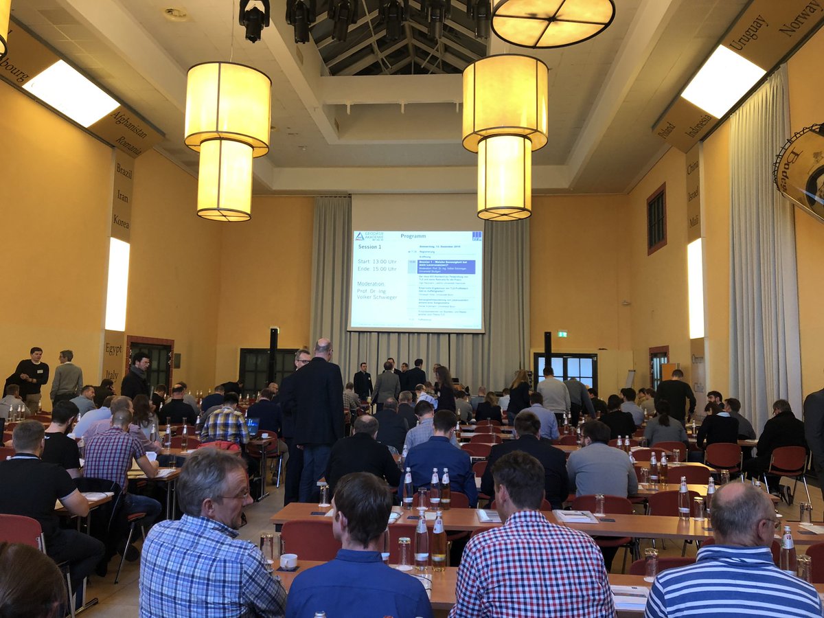FreisingerHenry's tweet photo. Geodäsie Akademie #IGG #Fulda #Seminar #TLS2018 #Laserscanning https://t.co/1Rsa0YzVnY
