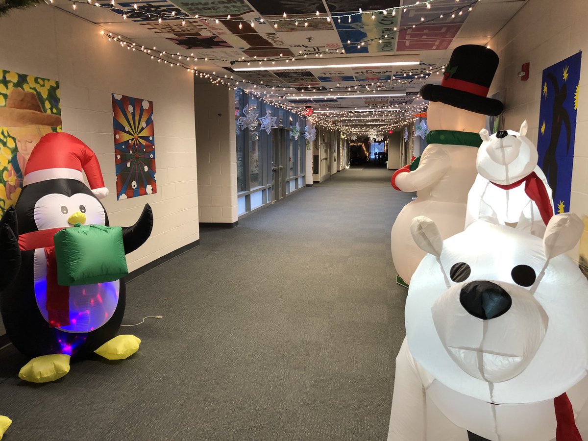 Forest Hills Public Schools tweet media