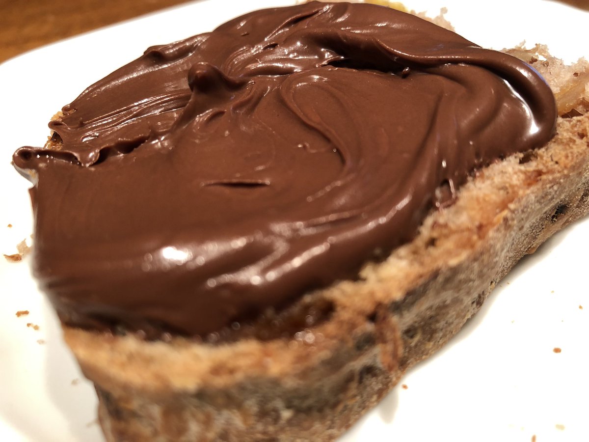 kappaTI's tweet photo. cioè, pane noci & fichi + crema alla nocciola #witors https://t.co/YulPh7Yem7