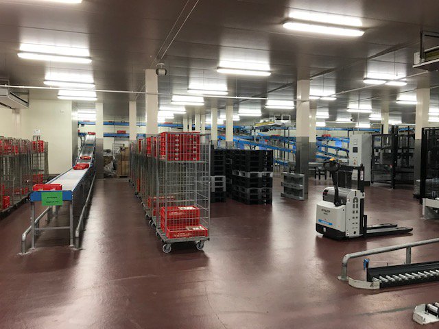 MetosNL's tweet photo. Onlangs heeft Metos verkoop een interessante rondleiding gehad bij @HuuskesBV b.v. En een demonstratie van ons complete voedingsconcept 'We Care System' met de producten van Huuskes, het resultaat was heerlijk. Bedankt voor de gastvrijheid! Lees meer op https://t.co/lF56BXevg2 https://t.co/PMQz1TpCxz