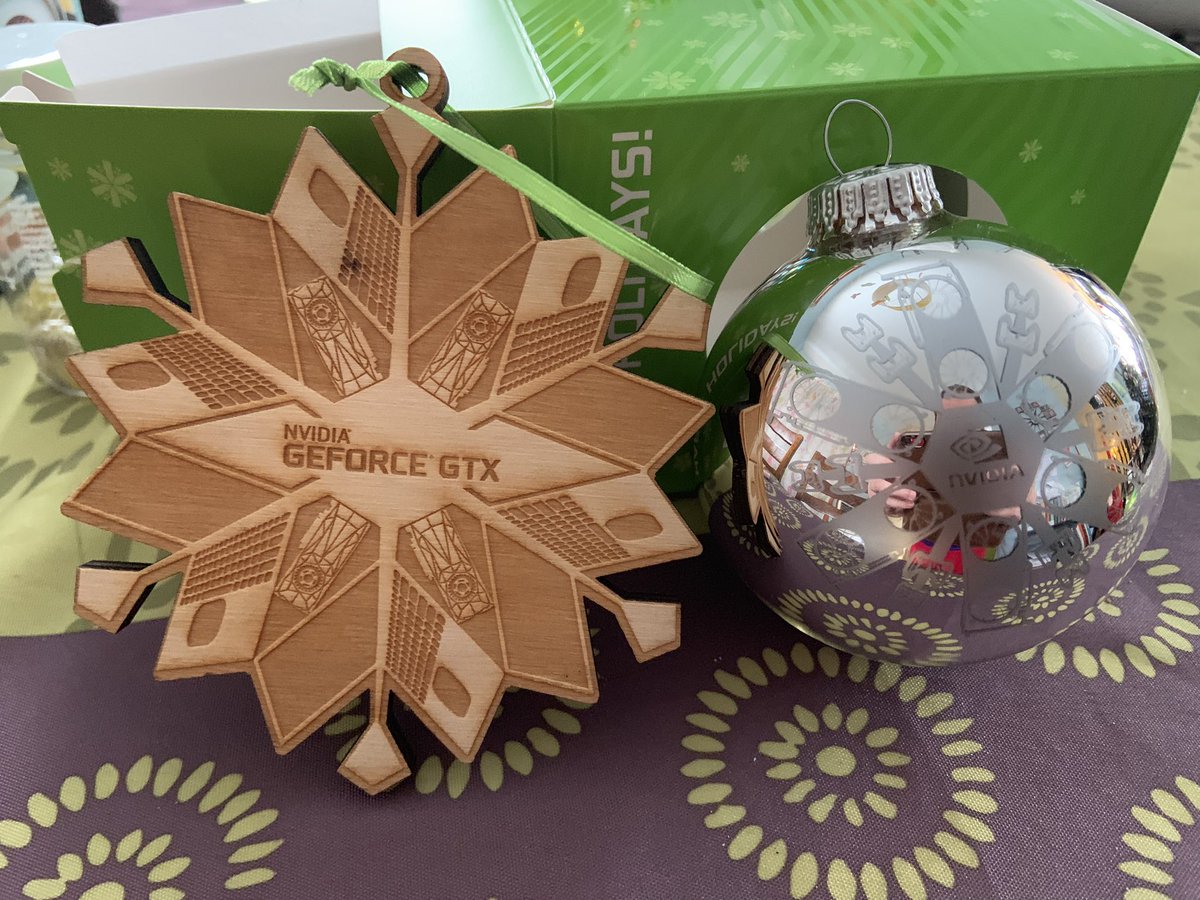 Brad Chacos (@BradChacos) on Twitter photo 14/12/2018 05:42:48 RTX off vs. RTX on RTX off vs. RTX on