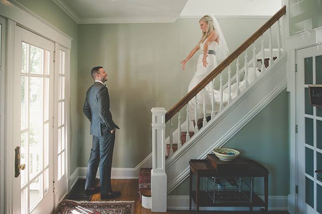 Megan & Matt // 📷 by Zackariah Cole of Folk & Lore // Cincinnati-based lifestyle photographer. 
Love. Pure & simple. 
Visit our journal to see more: ift.tt/2QgLtPB
.
.
.
#reveal #firstlook #folkandlore #weddingphotojournalist #lifestylephotogra… ift.tt/2PAG6cT