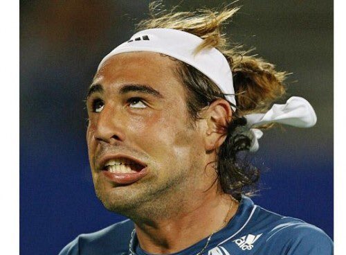 DonaghadeeLTC's tweet photo. Hi all. I’m afraid junior tennis has been cancelled tonight due to fierce winds. Next week will be the final session of 2018 with a short party afterwards and prizes for the most festive outfit 🎅🏼 https://t.co/UwedM9shLW