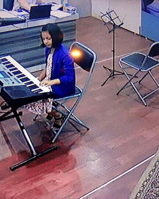 TuneEacademy's tweet photo. A glimpse of Rockschool London Examination for Guitar, Drums, Piano and Western Vocal conducted on 29th and 30th Nov,2018 at Tune E Academy
#rockschool #rockschoollondon #rockschoolexam #tuneeacademy https://t.co/EJbqOVZ6AH