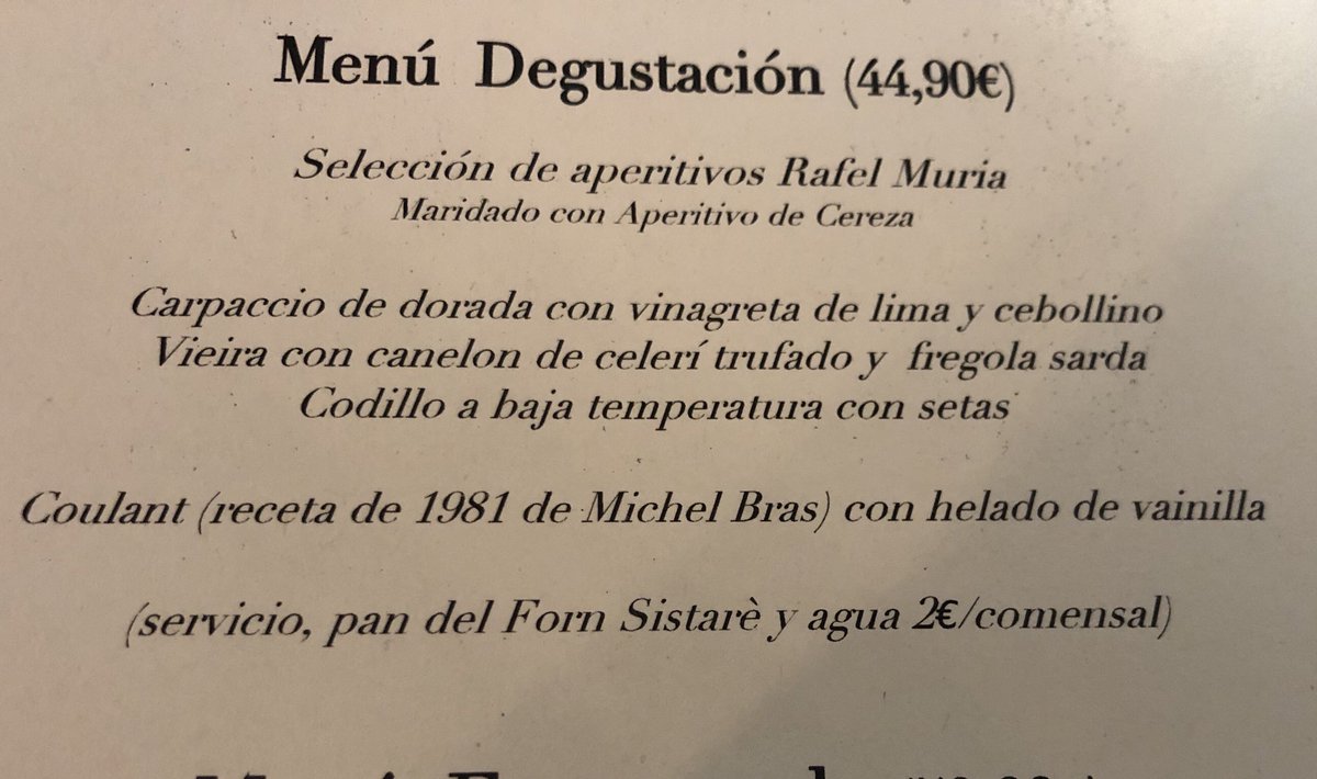 JCCapel's tweet photo. La carta de @QuatreMolins dice: Coulant (receta de Michel Bras 1981) con helado de vainilla. Un sencillo ejemplo de respeto a la verdad. Que pocas veces veo algo semejante @QuatreMolins @rafelmuria https://t.co/ouORwgI2uc