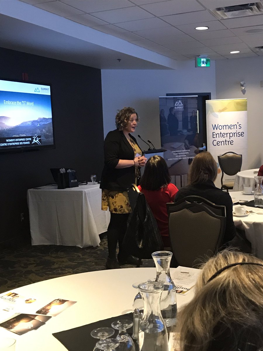 cclement4's tweet photo. Stephanie has the group talking... #pearlsofwisdomwecm @DiamondGallery2 @WECManitoba @akirkland1 @sandra_altner #womenentrepreneurs #WomeninBusiness @bdc_ca https://t.co/aJ3aPT7a1C