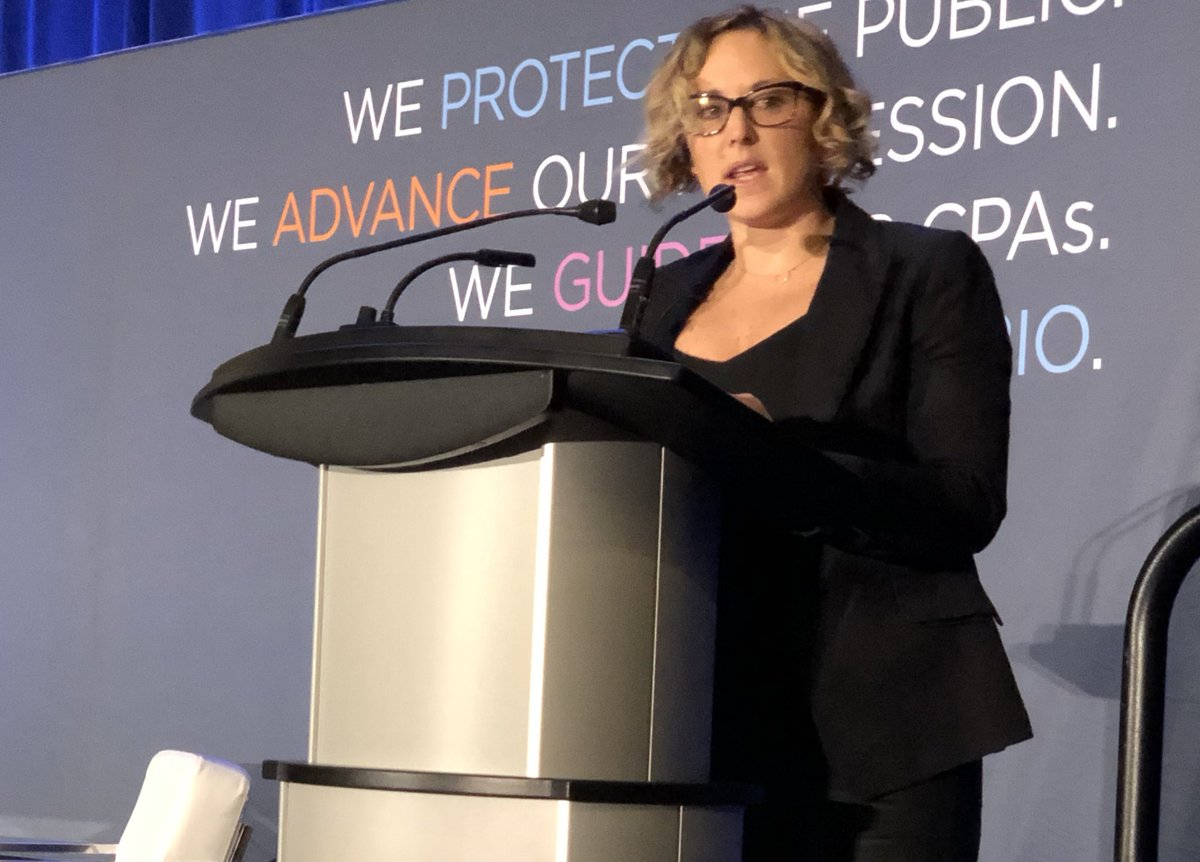 CPA_Ontario's tweet photo. Personal branding is about promoting who you are and what you stand for. What are the things that put you at the front of the pack? @Jess_Savage teaches Women Inc. the power of personal branding. #PowerInNumbers https://t.co/KmZiDjRX3r