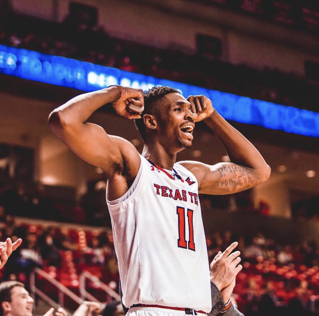 eljefe132's tweet photo. I love this picture my boy looks happy @Sneaky_Bounce Suns Up GunsUp 👆🏾👆🏾wall in your destiny and your purpose https://t.co/muYYSCWiXf