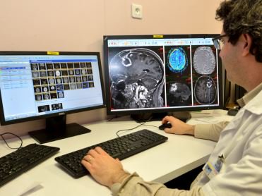 Le saviez-vous ? le dispositif de #recherche #clinique de la <a href="/FondARothschild/">Hôpital Fondation Adolphe de Rothschild</a> permet aux malades de bénéficier de techniques médicales innovantes. Aidez-nous à poursuivre nos actions en faveur des patients souffrants de maladies rares : lnkd.in/dusr9Vb #sante #generosite