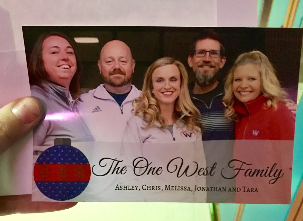 lcdavis519's tweet photo. How adorable is our #onewest administration? https://t.co/ueOHrpMurE
