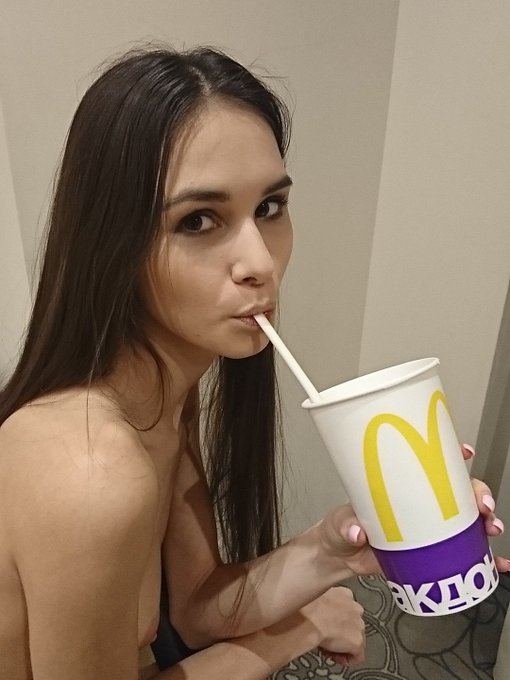 Before shooting... https://t.co/FrB8UWgNzh