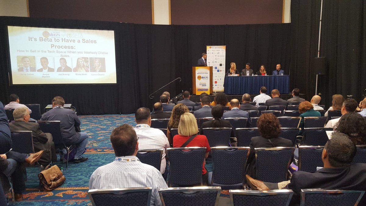 GoFollowOz's tweet image. John Antevy from #ebuilder speaking now at #itpalooza on the Tech Sales Process

Watch live at: facebook.com/AAJTechnologie…