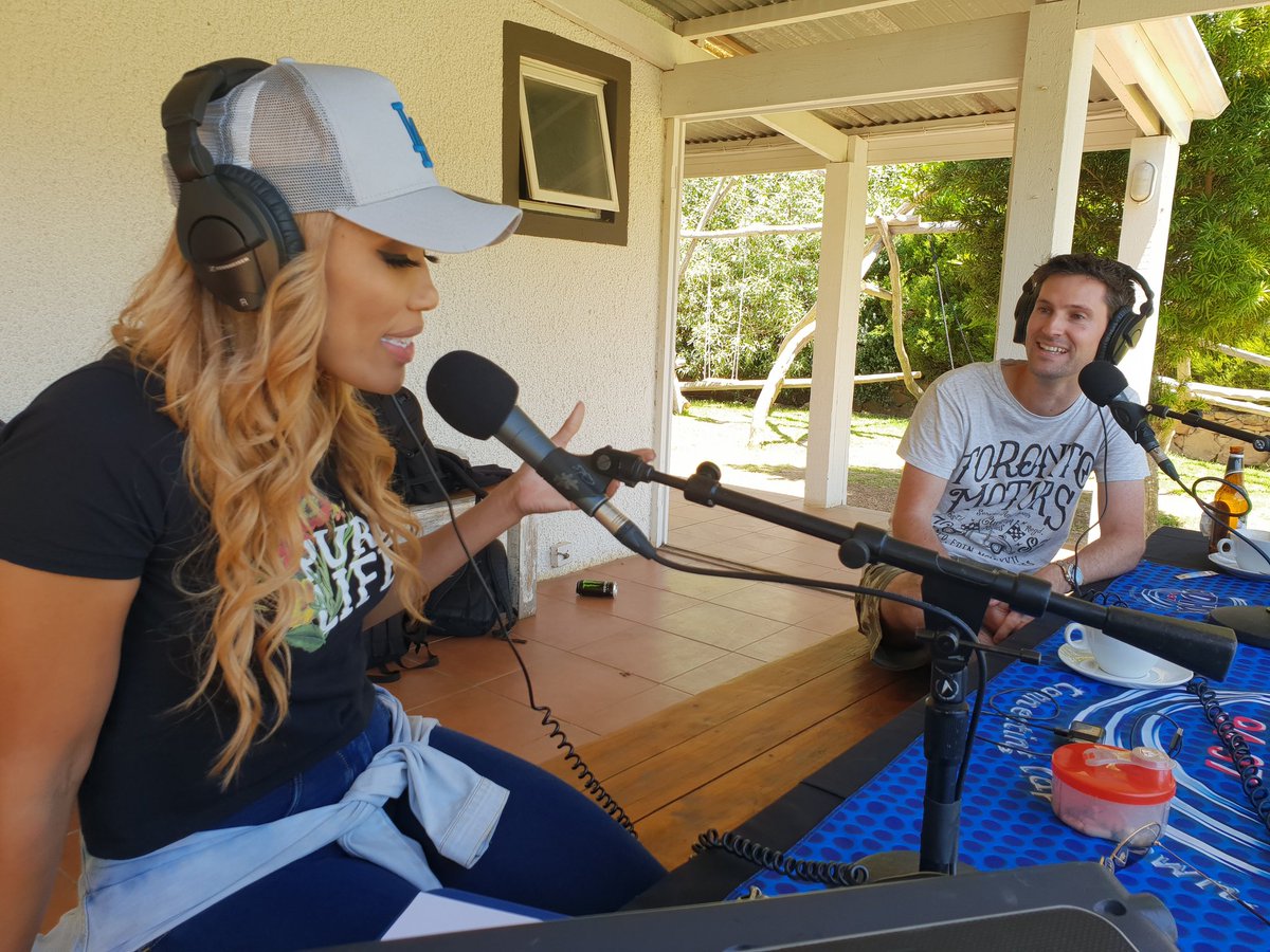 NicPretorius's tweet photo. So lekker to be out of studio for a change! 😉 #lunchwithleighanne @GoodHopeFM @LeighAnne_Will https://t.co/BCkaQn0j4i