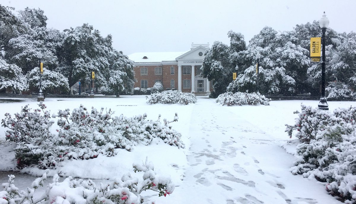 SouthernMiss's tweet photo. #TBT: When Southern Miss became a winter wonderland last December! ☃️ https://t.co/i2ciZYCbOs