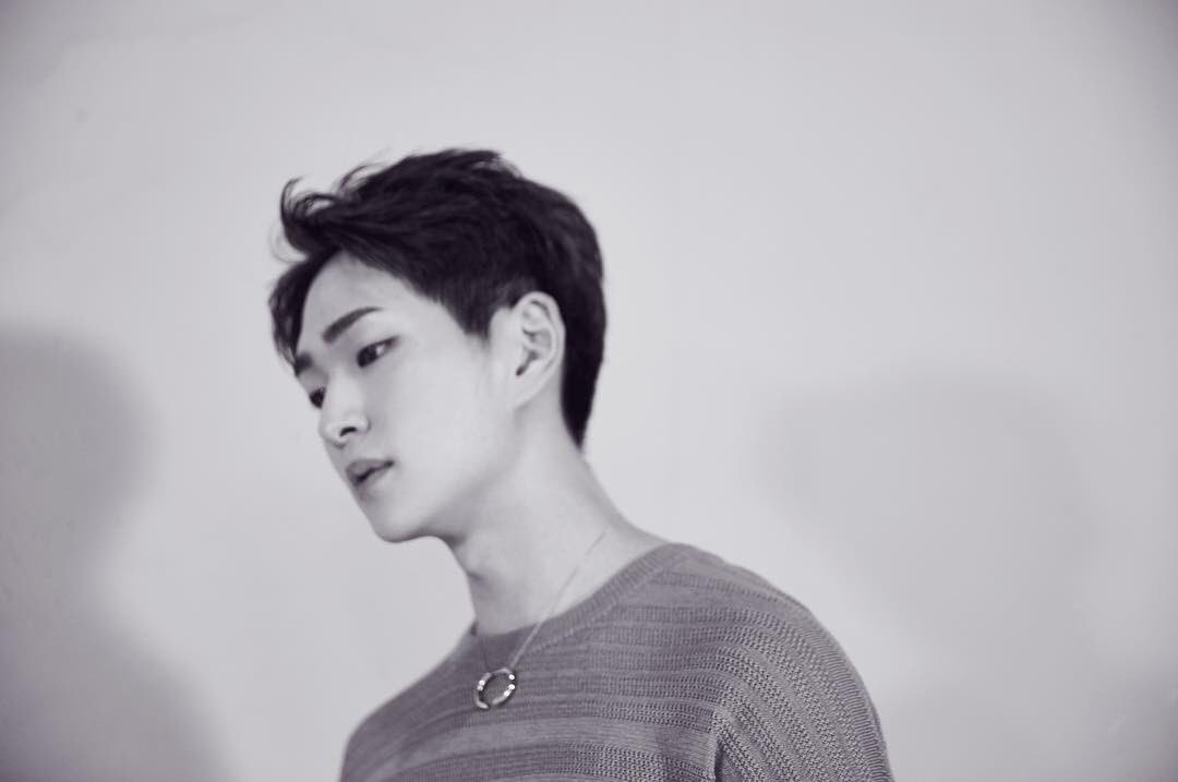 onewlee_PPF's tweet photo. 언제나 한결같은 너의 마음, 너의 사랑, 진심들이 우리를 온유하게 해요. 진기야, 내년에도 그 다음에도 우리는 언제나 이 자리에 있어. 생일 축하해, 함께 건강하자😄
#HappyONEWDay
#해피오뉴데이_온유하게_해요
#진기야_생일축하해
#보고싶어x19891214
#진기의_따뜻한_겨울
#VOICE #BLUE https://t.co/zJsOCpDJxh