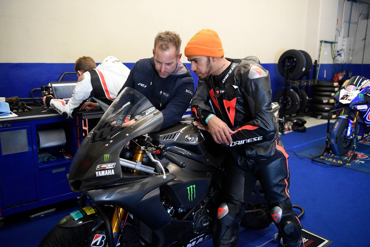 crescentmoto's tweet photo. Some of our coolest suppliers' parts feature on these near-WorldSBK @LewisHamilton @crescentmoto Yamaha YZF-R1 track bikes. Thanks guys! 👏

@myAkrapovic
@Ohlinsracing
@BridgestoneMoto
#GYTR #MRA #PlasticBike
@BMCAirFilters
@RACESEATS
@2DDatarecording
@Renthal_Moto
@Acerbisitalia https://t.co/s5PMgBvQRl