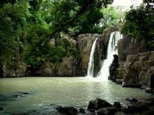 Beautiful waterfall only minutes from Coronado #Panama. This is not a tourist destination, but one of the quiet spots in the countryside. Plan to spend a day 'off the beaten path' with us! Explore the mountains, beaches and rain forests! panamaroadrunner.com