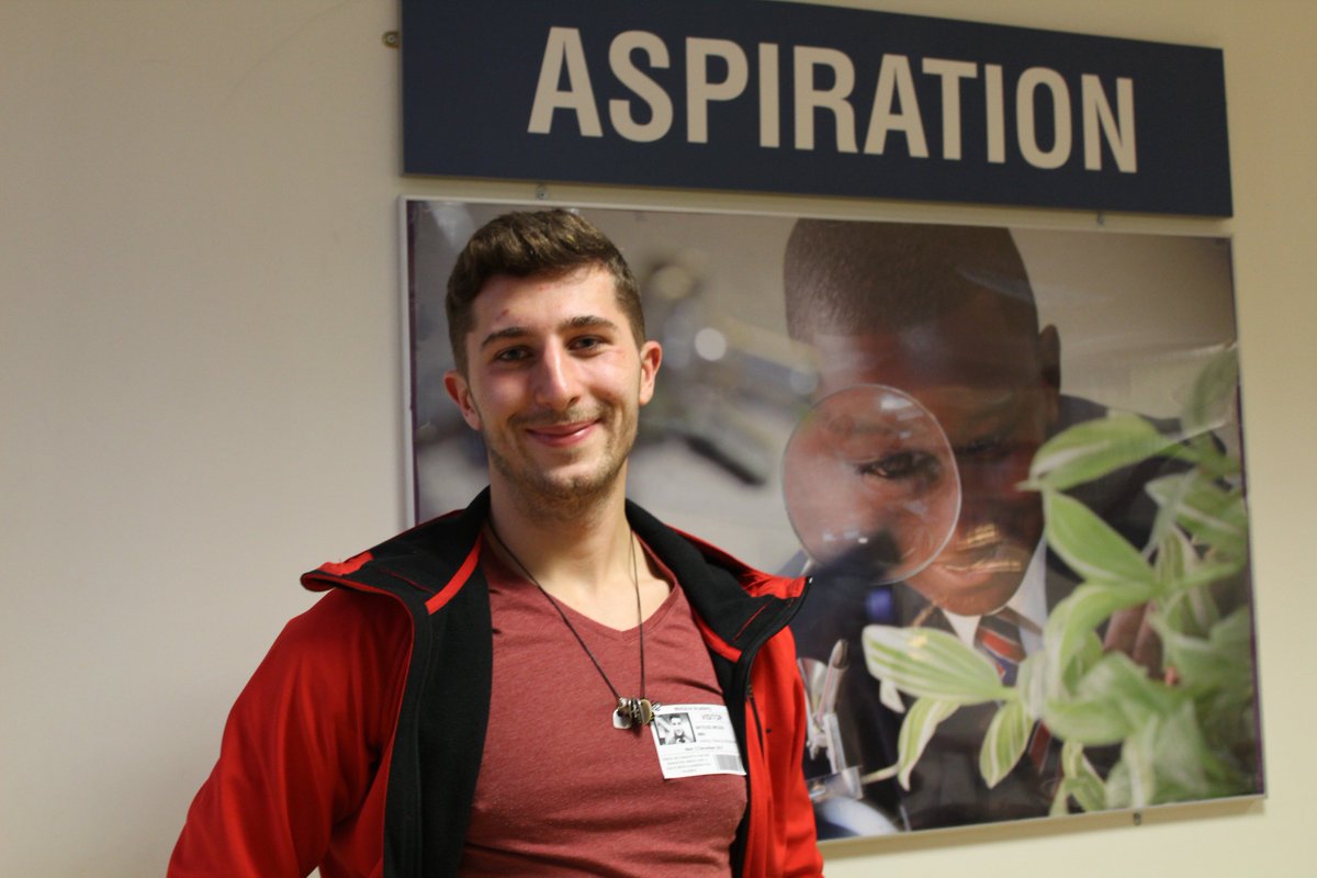 We were very excited to welcome Mateusz Brocek from the Languages Faculty at MMU yesterday.  He gave a really interesting talk to the Year 9 linguists about the many benefits of language learning.  iGracias Mateusz! <a href="/WellacreAcademy/">Wellacre</a> <a href="/MMU_Languages/">ManMetUni Languages</a>