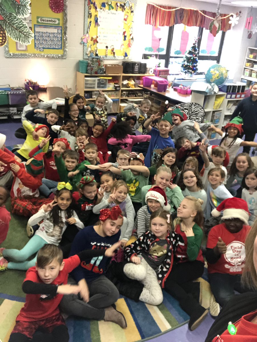 You must take an “Elfie” on Elf day!!!! #ELFIE #WEAreLakota <a href="/HeritageECS/">Heritage Early Childhood School</a>
