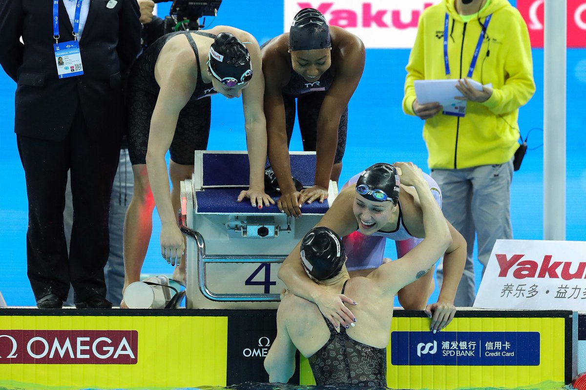 kelsiwhirl's tweet photo. Can’t get enough of these relays 🔥🔥🔥 smashing world records with all my friends and we are only halfway there! #TeamUSA #TeamTYR #scworlds https://t.co/kHlrphGban