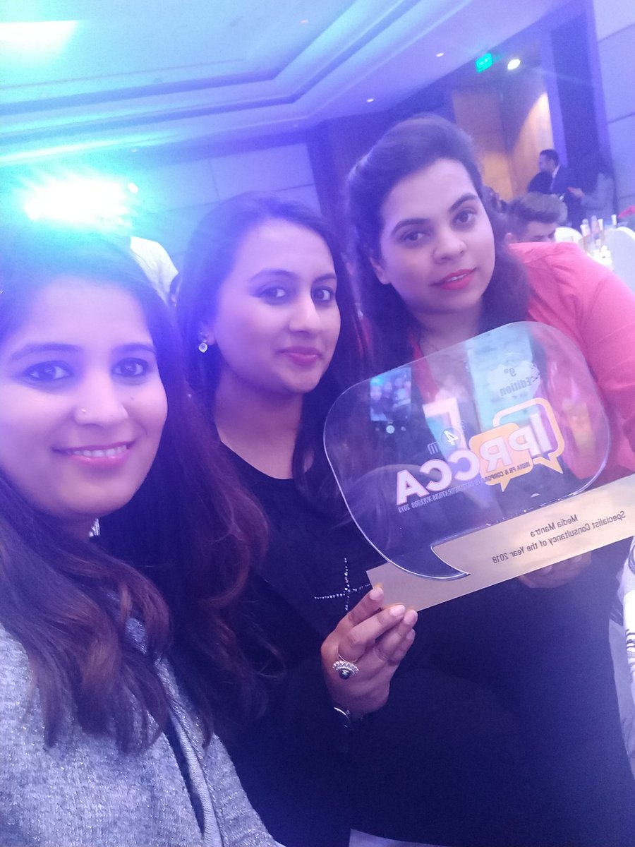 dua_palak22's tweet photo. And we bagged it 😊#IPRCCA @mediamantrapr @JainKanu @UditPathak06 @piyaeish @SmitaMalwe @poojapathak02 @manishavsingh @shipsjena https://t.co/3qlPJLWzX5