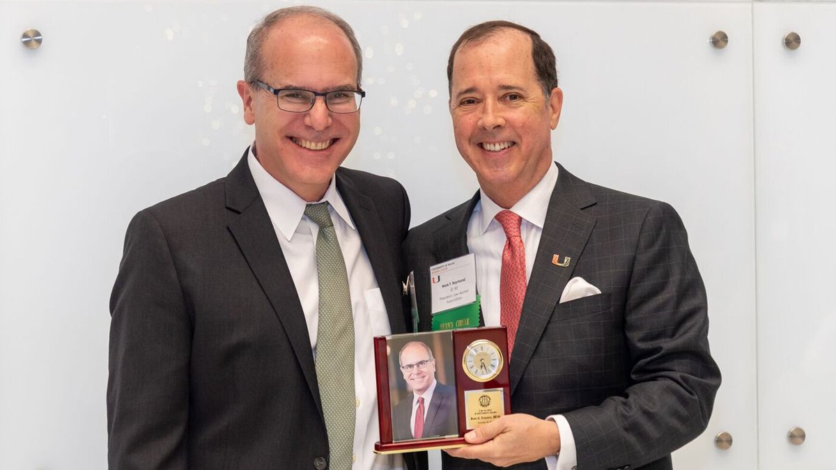 HuntonAK's tweet photo. Hunton Andrew Kurth Miami office Managing Partner, Juan C. Enjamio, receives @MiamiLawSchool's Law Alumni Achievement Award on November 29, 2018. #MiamiLaw https://t.co/Rc8ZLO3ldf https://t.co/pjiZZYrDNe