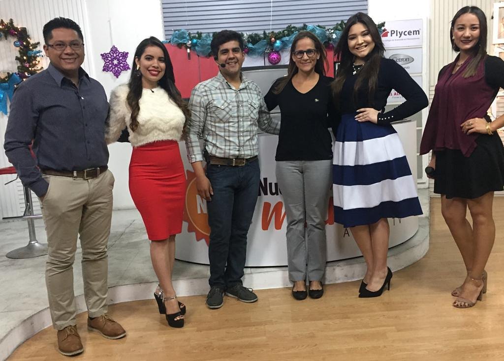 Gracias a nuestros amigos de <a href="/AgapeTVCanal8/">Ágape TV Canal 8</a> por recibirnos para invitar a todos los televidentes que se unan este 14 y 15 de diciembre a #Teletón. #JuntosTodoEsPosible #MediosUnidos