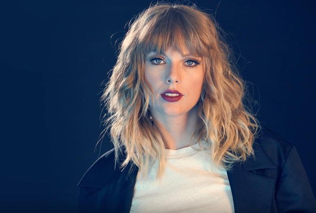 Happy 29th Birthday to Taylor Swift. My all-time favorite singer. Baddest Woman on the Planet. 