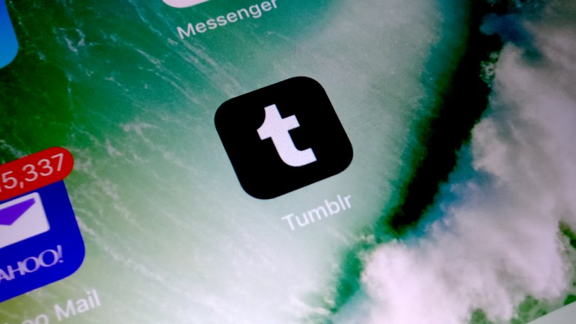 PCMag's tweet photo. Tumblr's iOS app returns to App Store as porn ban looms: https://t.co/FCn12v5ncQ https://t.co/FqFAiXX5Y4